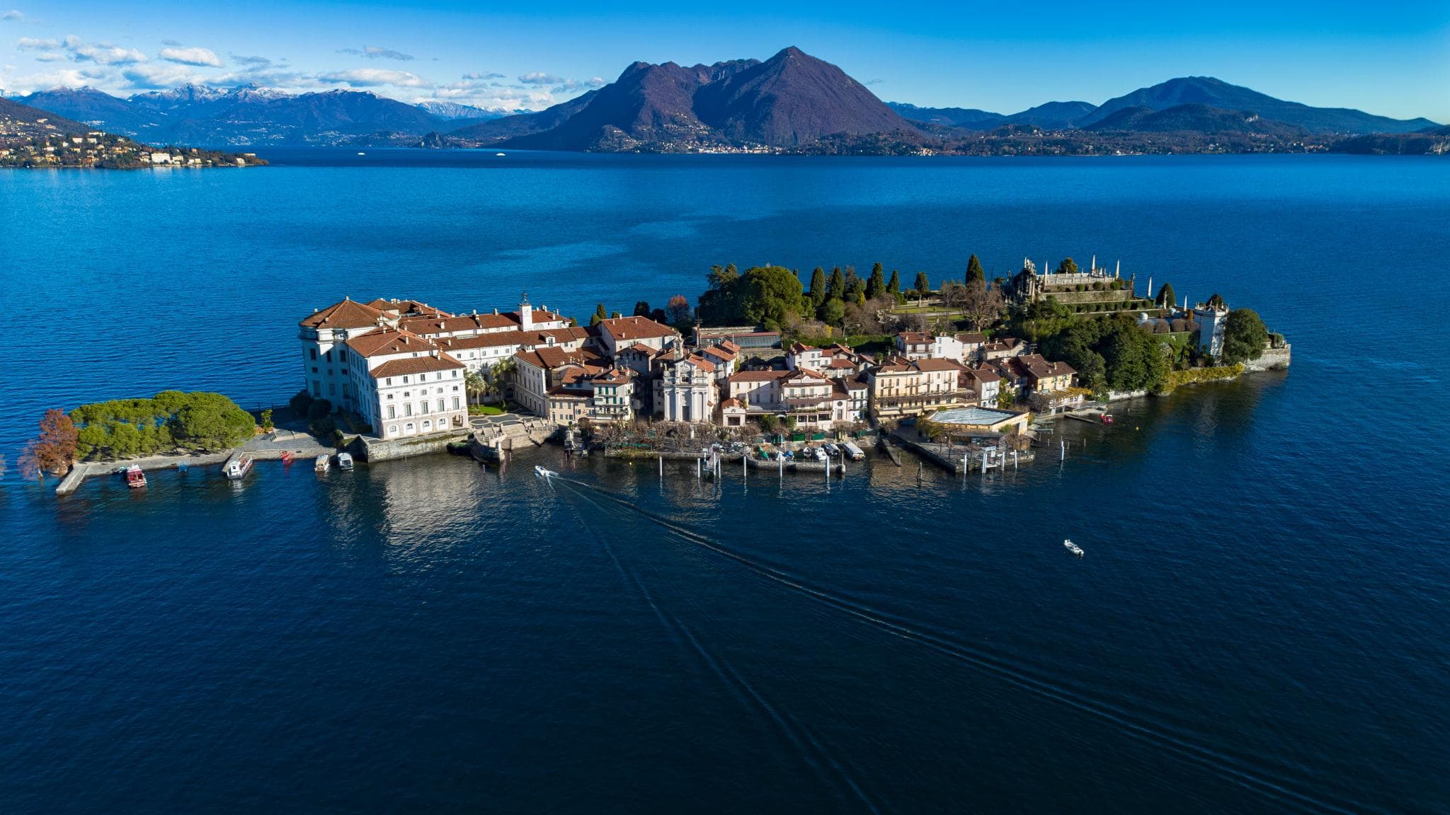<center>Swiss Alps & Lago Maggiore Fly & Drive</center>