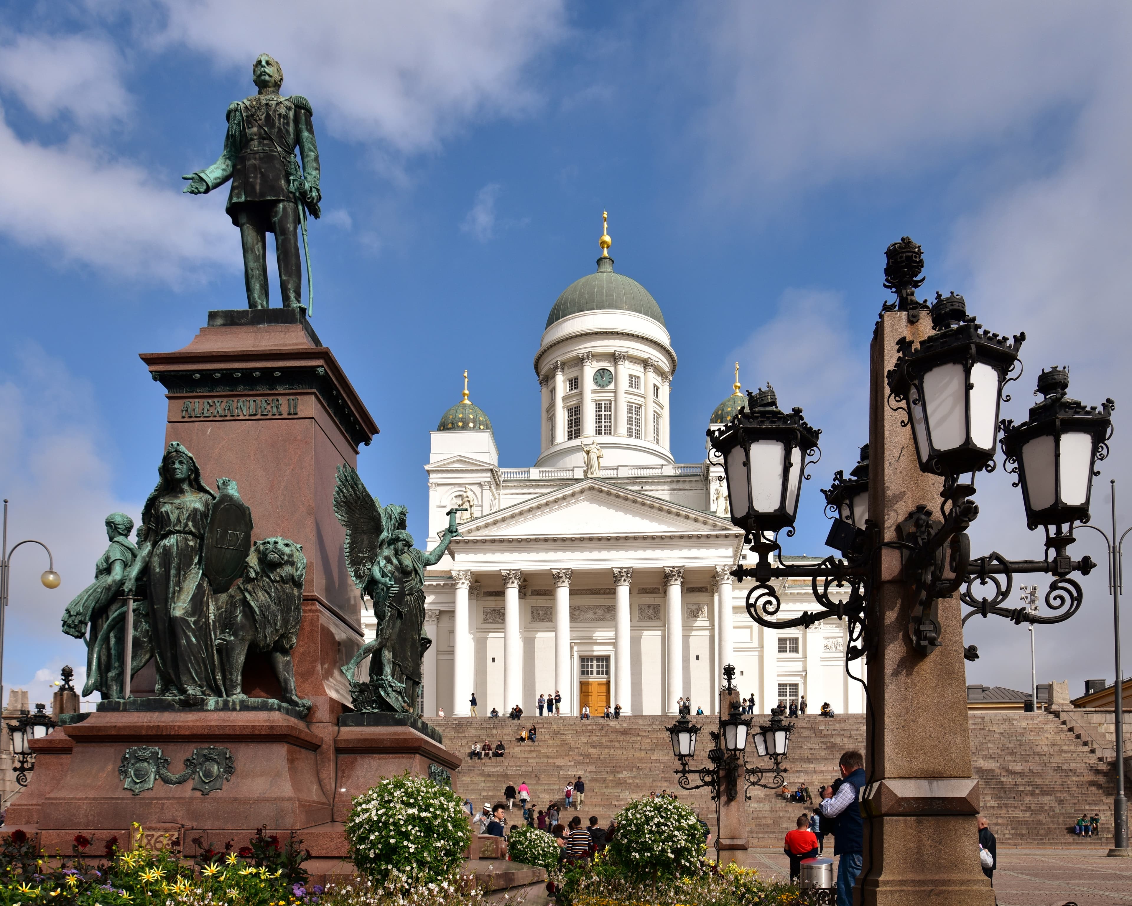 <center>Helsinki & the Baltic Capitals</center>